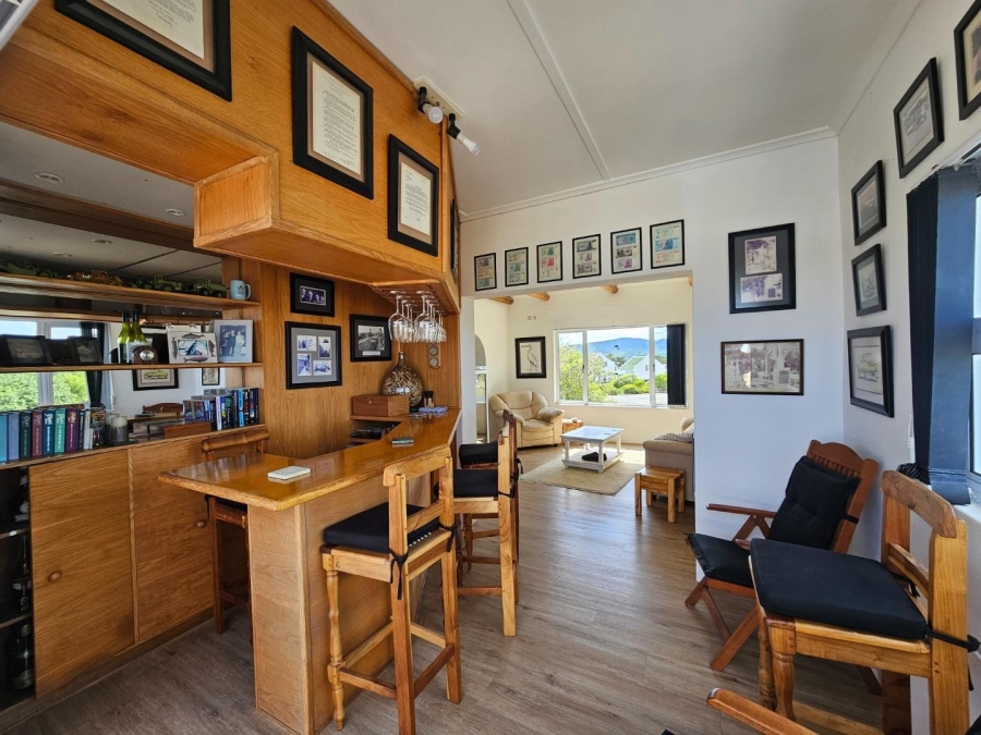 4 Bedroom Property for Sale in Pearly Beach Western Cape